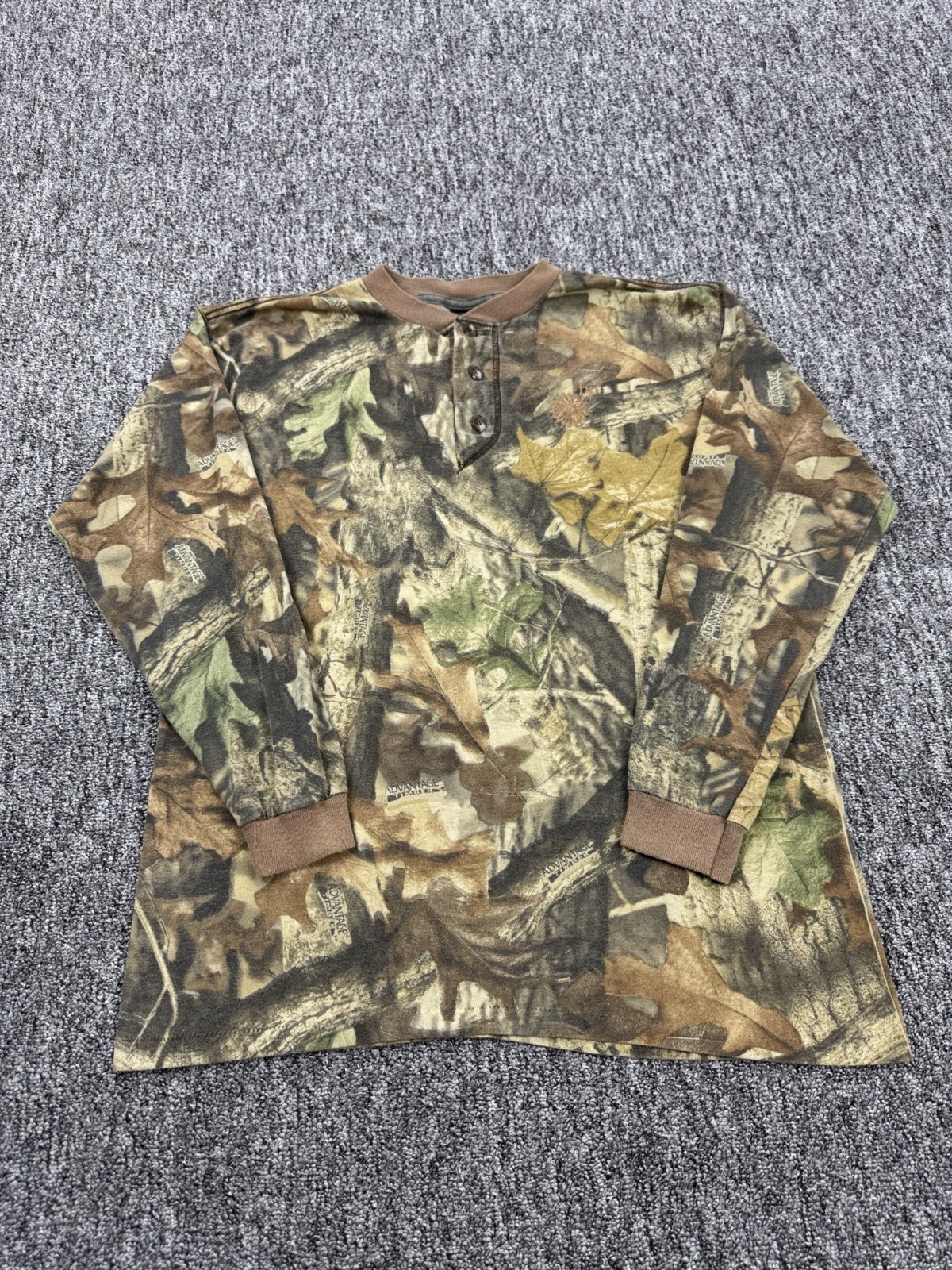 Vtg Realtree Shirt Men Large Advantage Timber Camo Ace Sportswear Henley USA