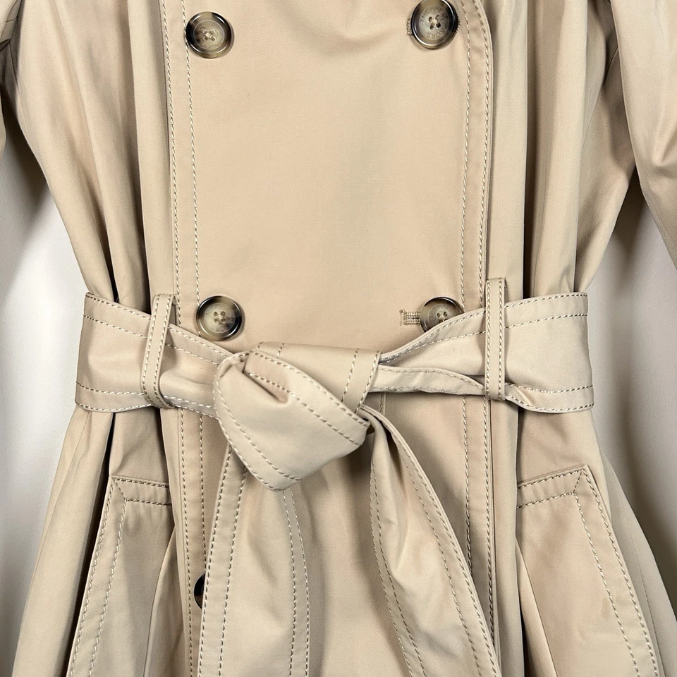 Gabardina Michael by Michael Kors Doble Pecho con Cinturón Talla Pequeña, Tostada Foto 4 de 4