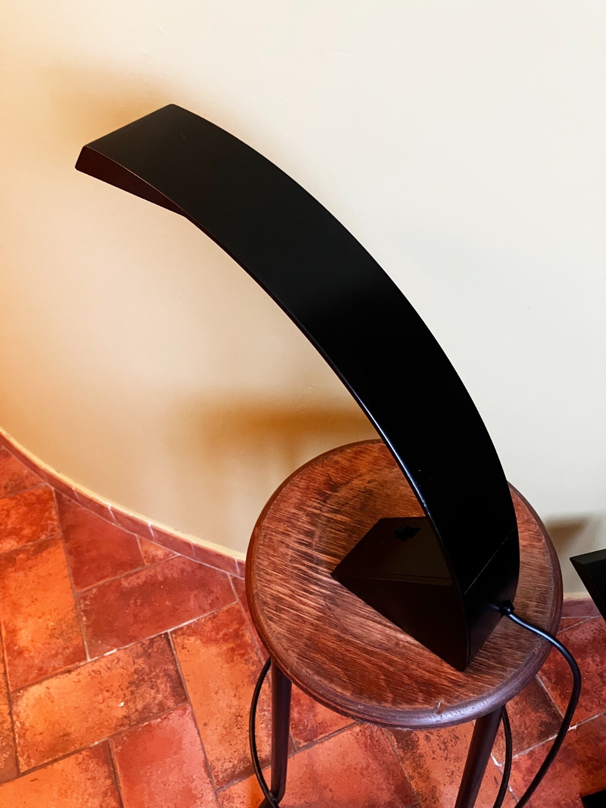LAMPADA DA TAVOLO ARCOBALENO DESIGN MARCO ZOTTA ORIGINALE ANNI 70 MOMA NY foto 6