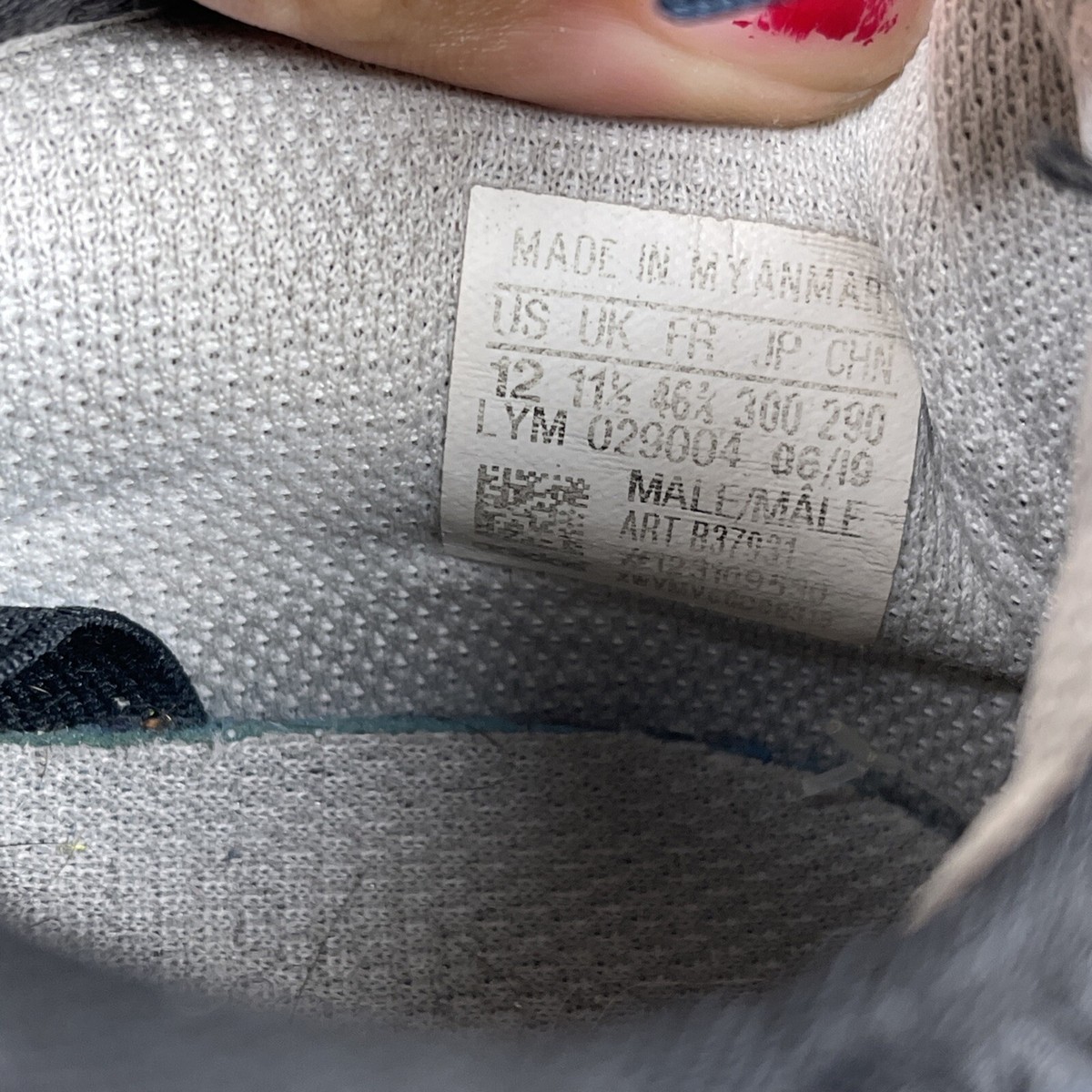 adidas b37931