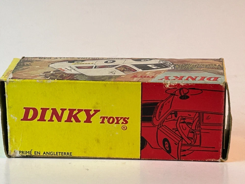 Dinky No. Coche de rally Ford Cortina 212 con caja original Foto 4 de 4