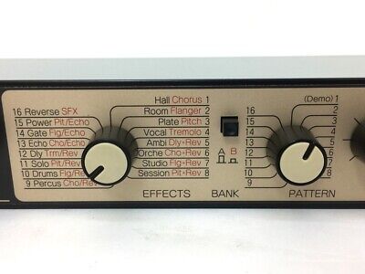 Zoom Studio 1204 Digital Reverb and Multi-Effect Signal Zoom Studio 1204 Digital Reverb and Multi-Effect Signal