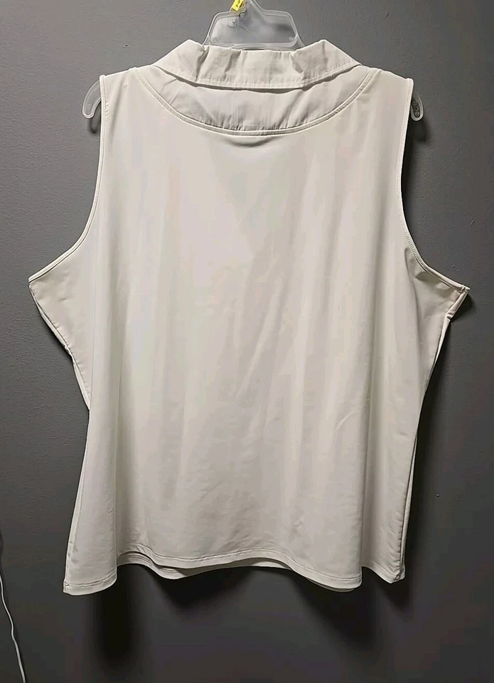 Under Cover Agent By Kathleen Kirkwood White Sleeveless Top Size 3X  - Imagem 3 de 4