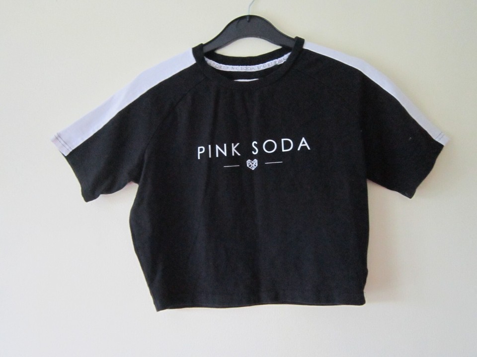 R R SIZE 12 PINK SODA CROP TOP CROPPED TEE TSHIRTS BLACK GYM YOGA RUNNING ...