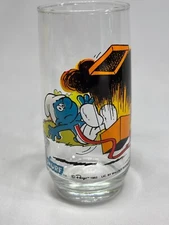 Vintage Peyo 1982 Wallace Berrie & Co. SMURF Drinking Tumbler Glass JOKEY