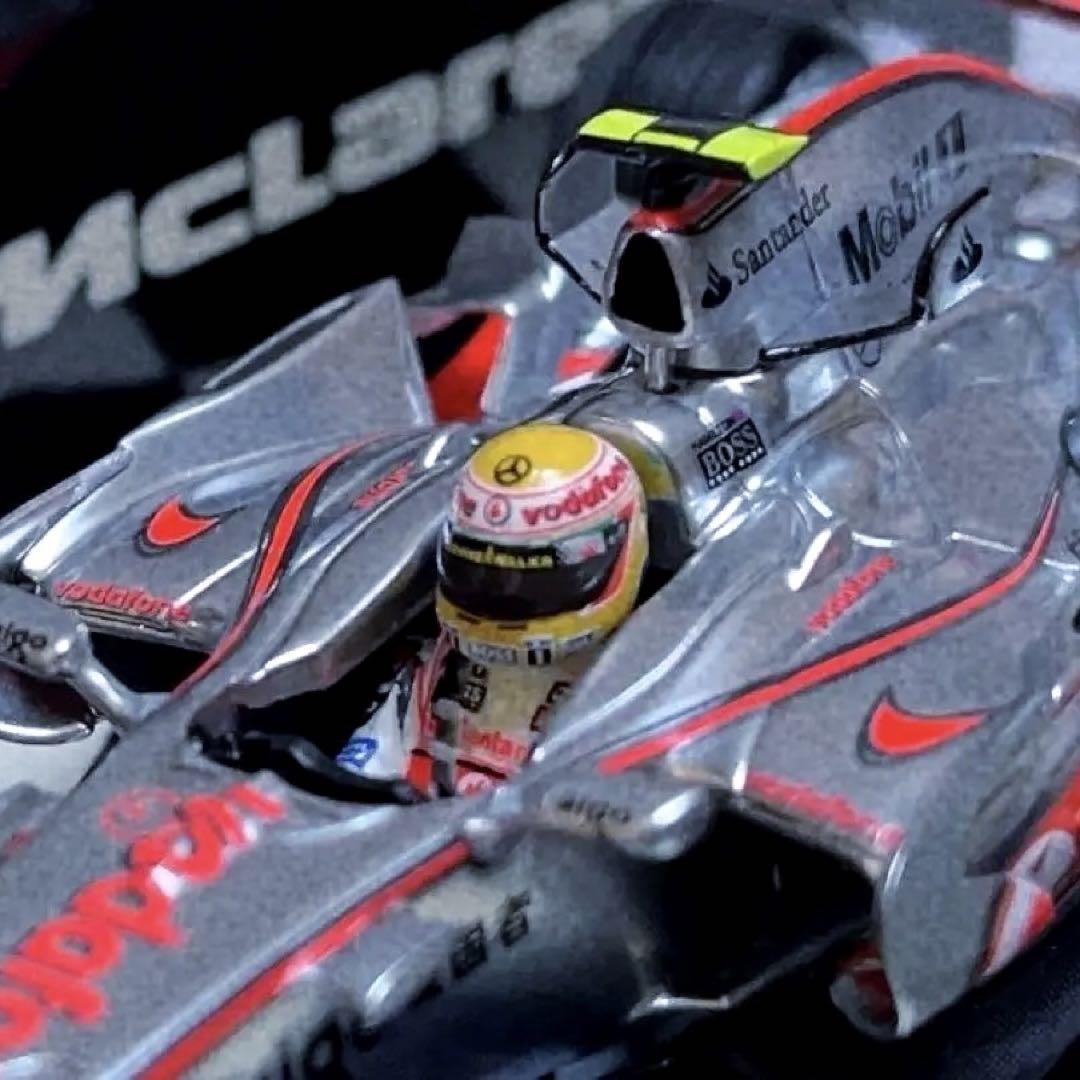 Minichamps 1/43 Mclaren Mp4-22 Hamilton Debut Race