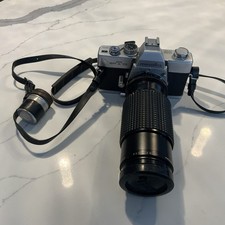 Minolta SRT 101 35mm Camera with Focal 80-200mm 1:4.5 Zoom Lens - Japan  Extras