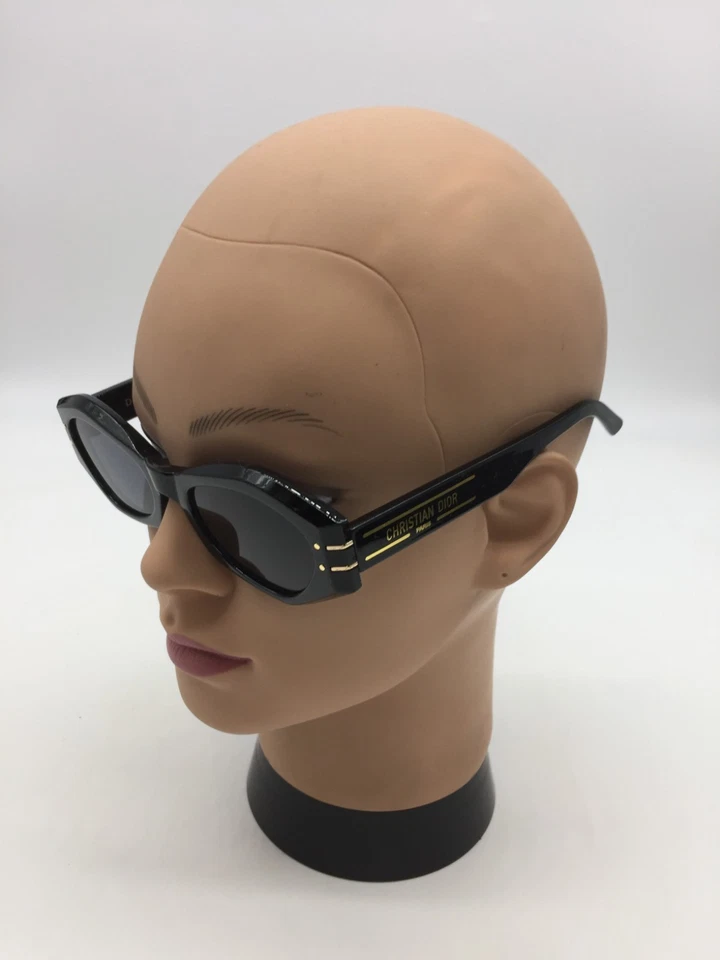 Dior Women's Full Rim Frame Black Trendy Sunglasses 54-16-143 Blue Lenses - Image 3 of 4