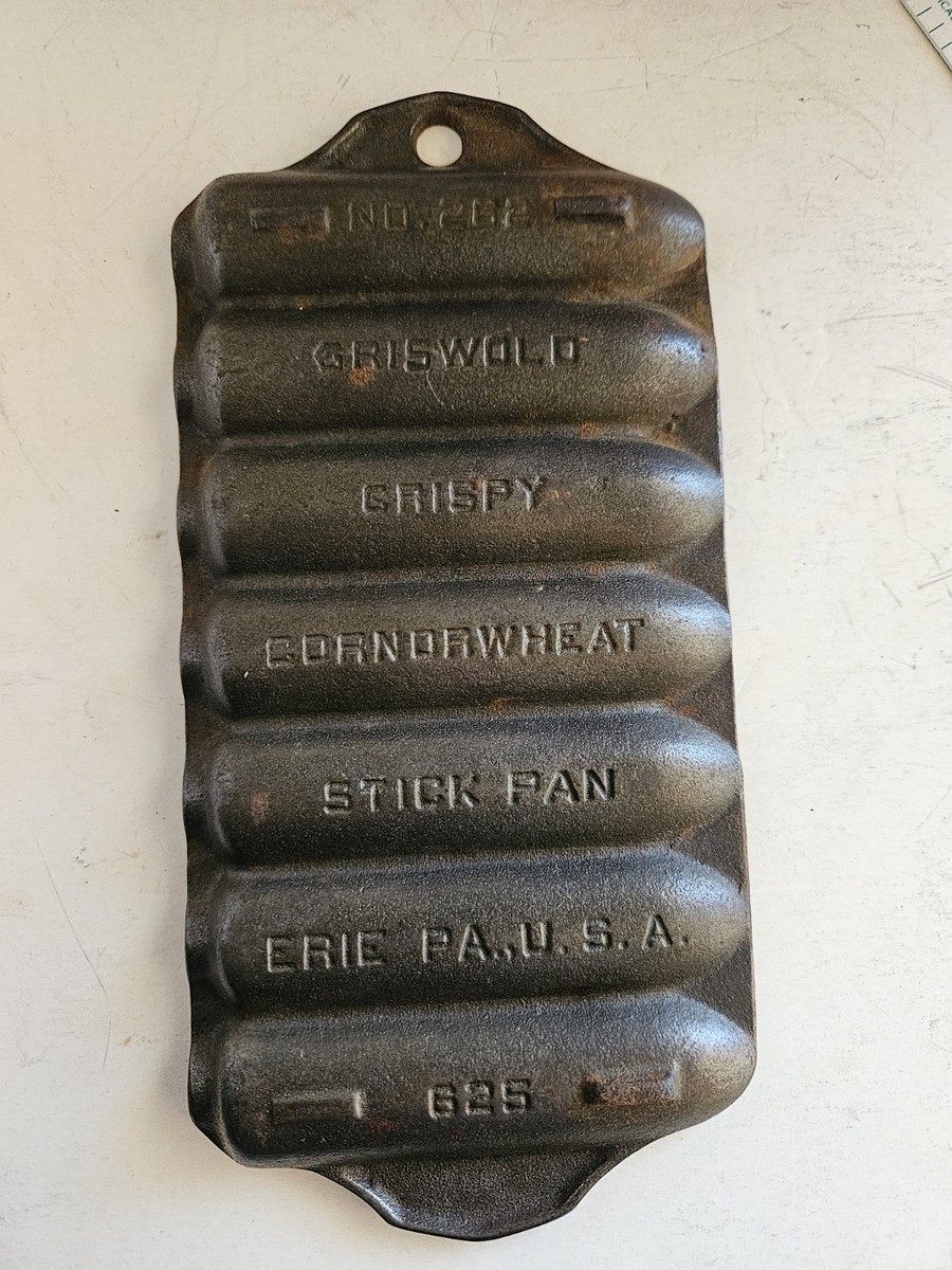 Vintage Griswold No. 262 Tea Size Crispy Corn/Wheat Stick Pan Erie