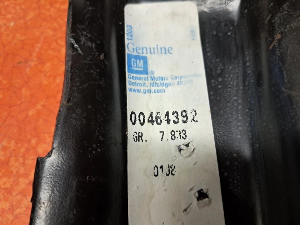 Soporte de parachoques trasero furgoneta Chevrolet GMC G10 G20 G30 1985-1996 NUEVO DE STOCK # 464392 Foto 4 de 4