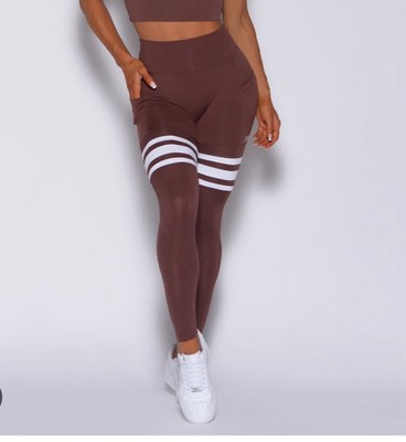 Bombshell Sportswear Perform Overknee Gr. XS in schokobraun