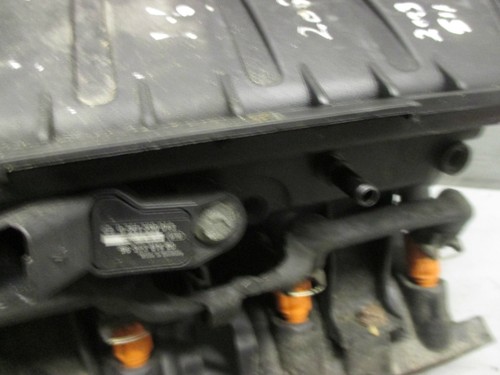 02-03 Peugeout 206 1.6cc 16Valve NFU Inlet Manifold & Injectors - Picture 3 of 7