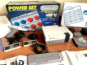 Nintendo Power Set / Power Pad + Gun / NES with Box and Original Packaging