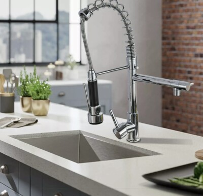 Chrome Kitchen Faucet Swivel Spout Single Handle Sink Pull Down Spray Mixer Tap