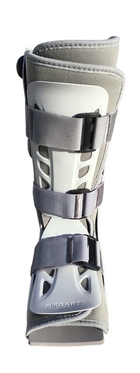 AIRCAST―MEDIUM Amazon.com: Aircast AirSelect Short Walker Brace/Walking
