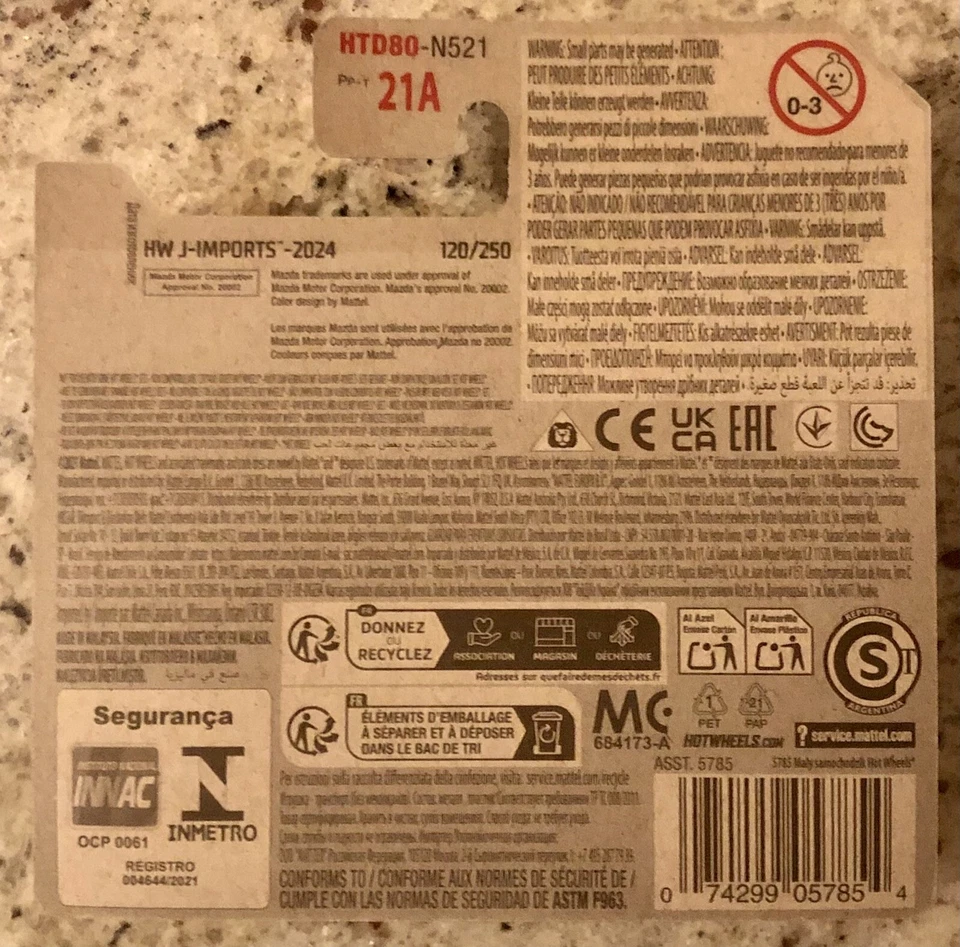 Hot Wheels ‘91 MAZDA MX-5 MIATA GIALLA 2024 1:64 - Immagine 2 di 2