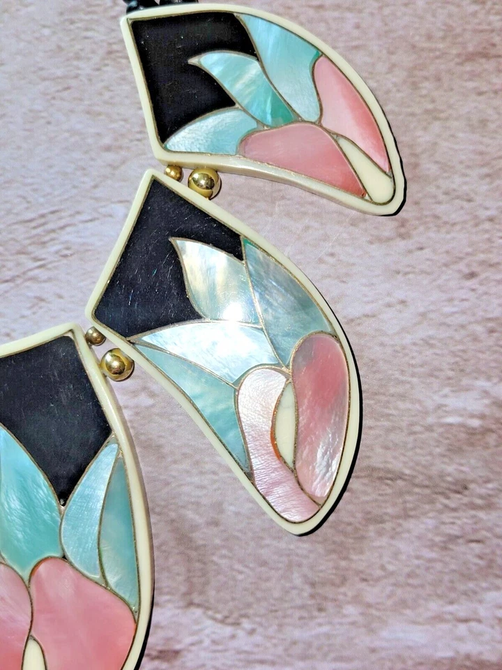 镶嵌珍珠母拖把花卉设计声明领项链 80 年代复古 — 第 3/4 张图片