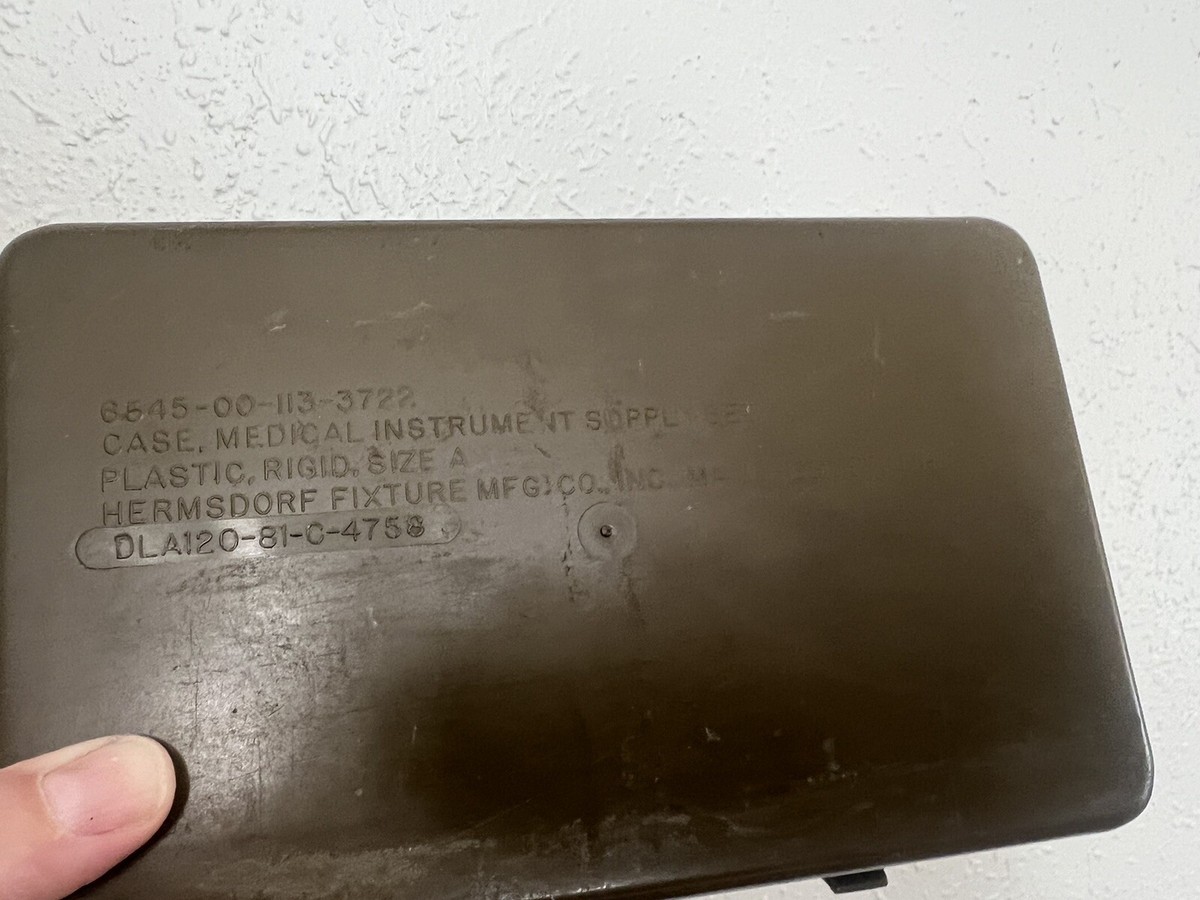 Vintage US Military Army General Purpose First Aid Kit 6545-00-922