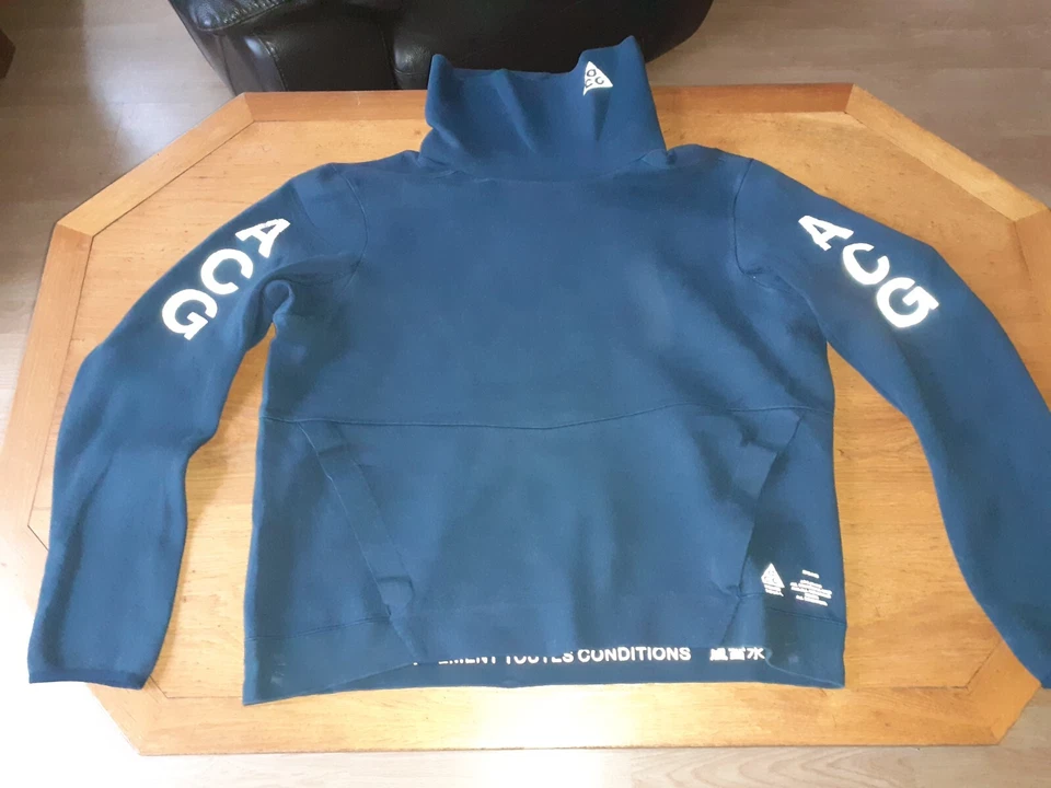 Nike Tech Fleece, photo 1 sur 4
