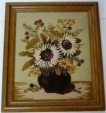 ART NEEDLEPOINT CROSS STITCH FLOWERS FLORAL WOOD OAK FRAMED EARTH TONES VINTAGE