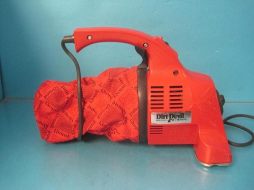 Aspirapolvere Royal Dirt Devil portatile rosso modello 103 tipo casa funziona benissimo - Foto 8 di 18
