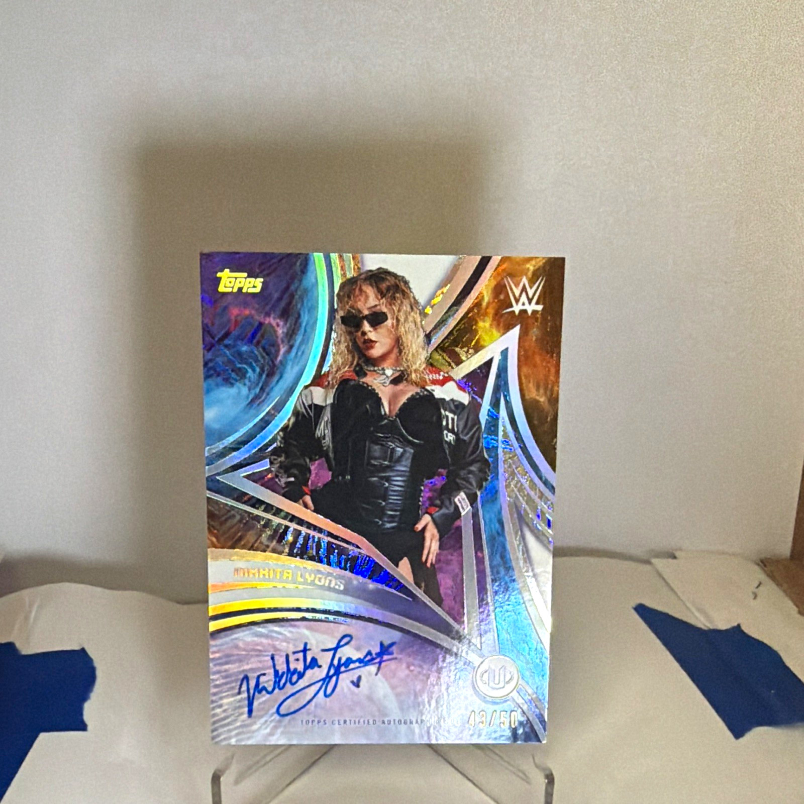 2026 Topps Universe WWE Autograph NIKKITA LYONS BLAST 43/50