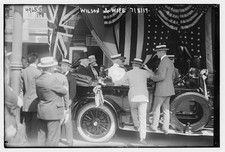 New York NY Woodrow Wilson Edith Bolling 1919 automobile military personnel