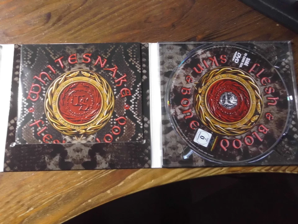 WHITESNAKE CD/DVD: FLESH & BONE (EUROPE;DELUXE EDITION; DIGIPAK) - Bild 4 von 4