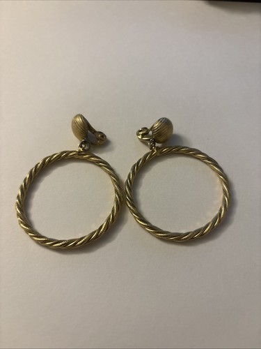 Monet Elegant vintage gold tone Clip Dangle Hoop clip on Earrings - Picture 3 of 24