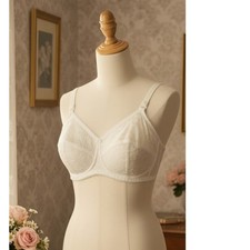 VINTAGE NEW 1960's Empire Foundation Women's Sheer All Lace White Bra Size 38B