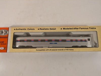 HO Amtrak Observation/Tail Car NIB NOS # 00740E