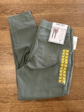 Nine West Heidi Ladies Women Pull On Crop Pant sz 8 New with Tag NWT Agave Green