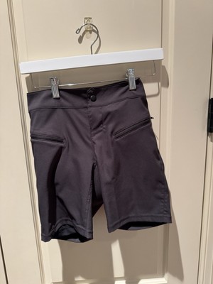 Trek Youth MTN Bike Shorts NWT Black MED