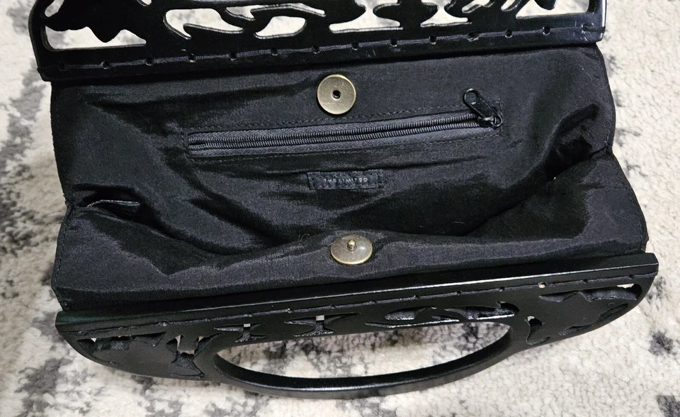 The Limited 1950s Style Black Linen Floral Handbag With Wooden Handles - Image 3 of 3