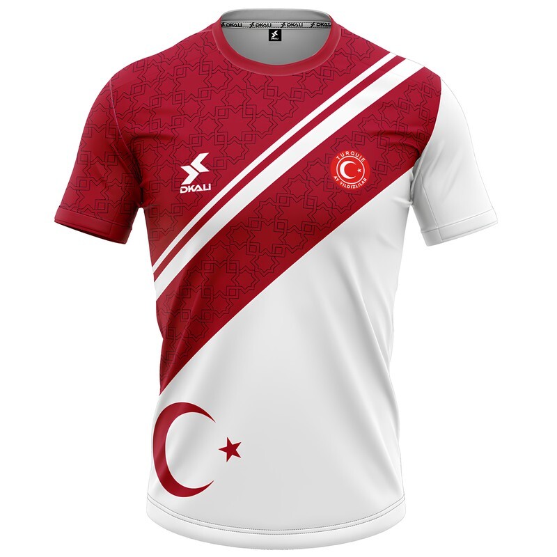 Maillot Turquie 2025 rouge et blanc à porter au stade ou lors des matchs entre amis