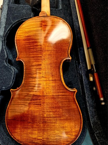 Amati Violin AFV-017 1/2 Size (Student Package Deal)
