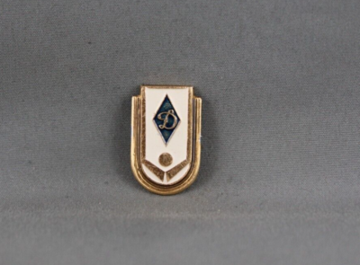 Collection de 9 broches IIHF Moscou 1986 , LIRE - Collection