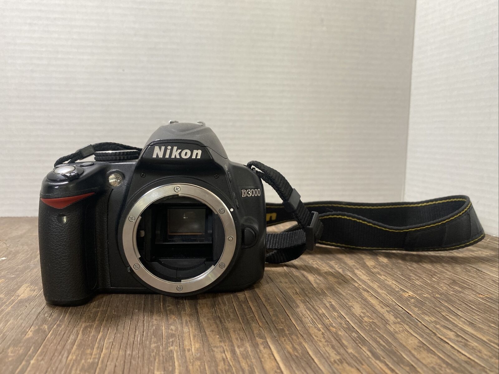 Used Nikon D3000 Digital SLR Body Only UNTESTED | eBay