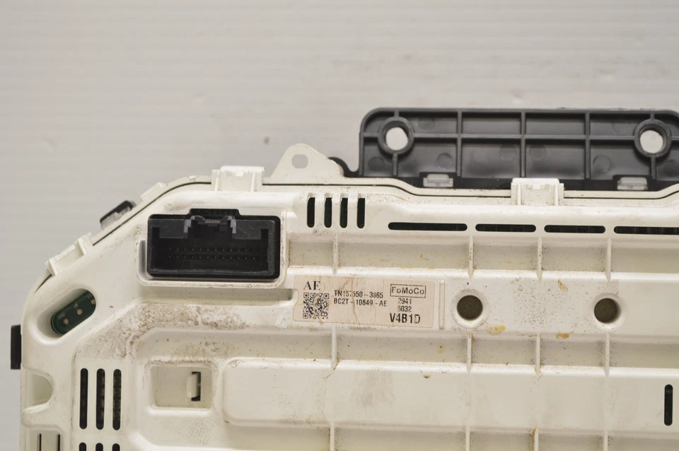 Cuadro de instrumentos velocímetro Ford E-150 E-250 2011-2013 138 k millas U4 036 Foto 3 de 4