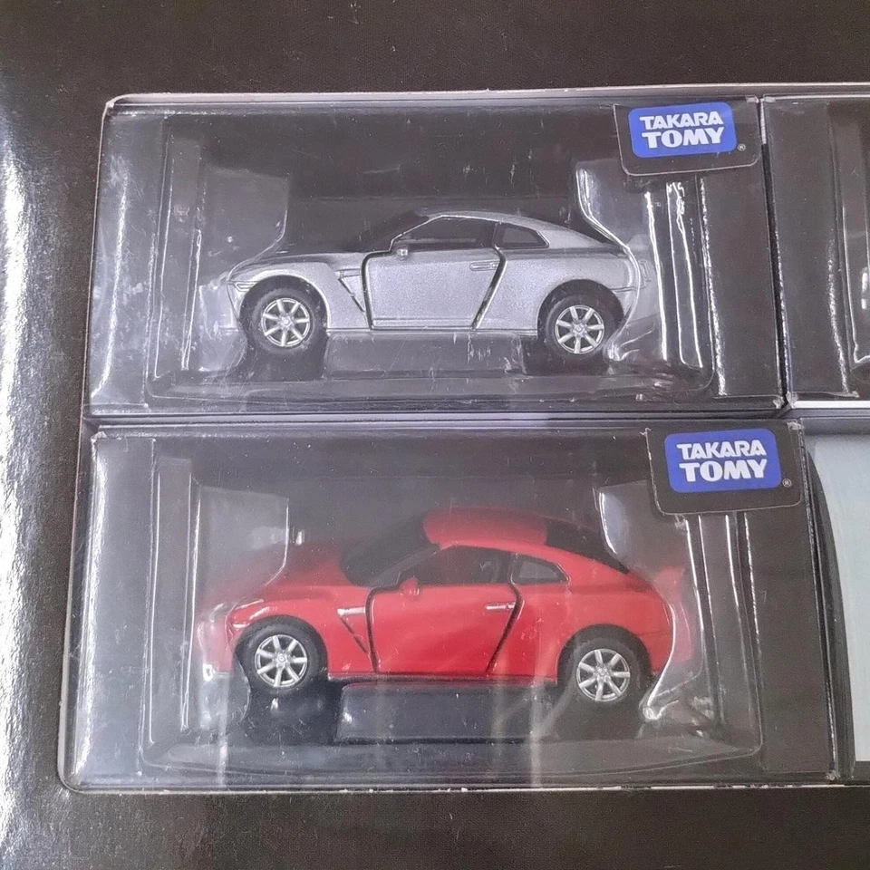 TOMICA NISSAN SKYLINE GT-R 2024ver. TOMY 100th ANNIVERSARY LIMITED EDITION - Image 3 of 4
