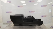 24 Chevy Tahoe Z71 Center Floor Console Assembly Black D07 Option 24 Chevy Tahoe Z71 Center Floor Console Assembly Black D07 Option
