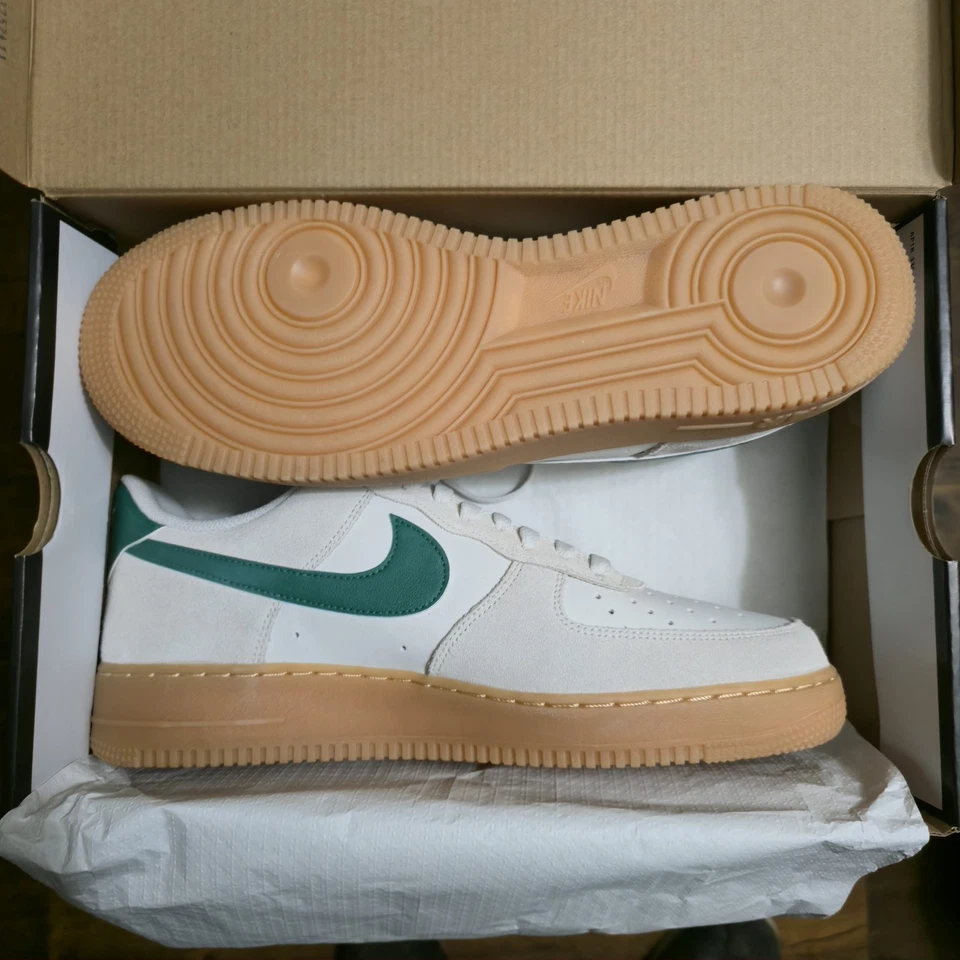 Goma de malaquita AIR FORCE 1 07 LV8 Phantom amarilla talla 11 Foto 4 de 4