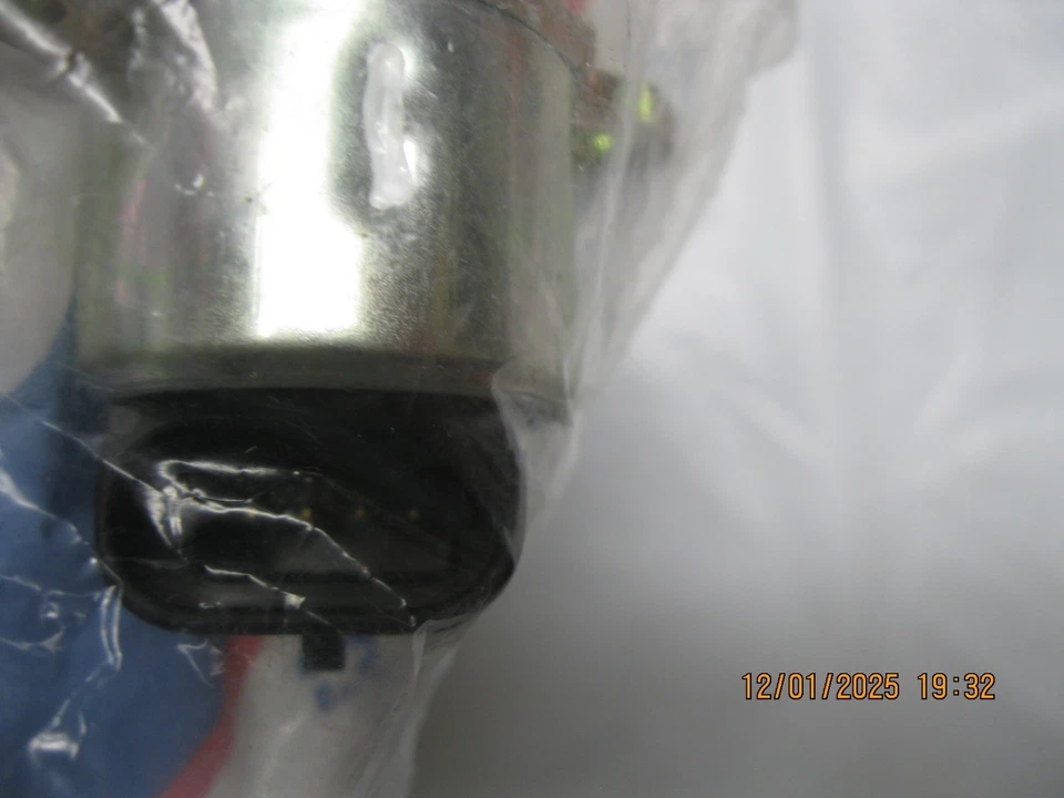 Fuel Injection Idle Air Control Valve ACDelco 214-1098 88893284 Foto 3 de 4