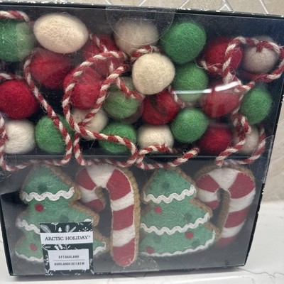 Arctic Holiday Red White Christmas Tree & Candy Cane 6 Ft. Garland Wool New