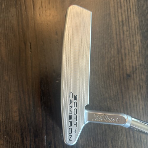 Scotty Cameron Select Newport 2.5 Mint