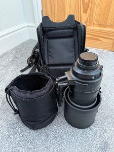 Nikon AF-S NIKKOR 300mm 1:2.8G ED VR Lens