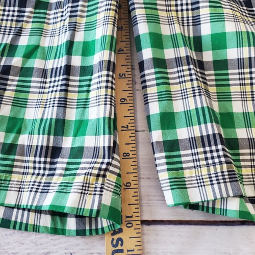 IZOD Golf Men's Golf Shorts Size 32 Green/Blue Plaid 10" Inseam Sh18 - Picture 7 of 8