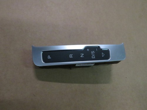 Audi S5 8F Cabrio Facelift Anzeigeeinheit Automatikanzeige M17594 8r1713463 3q7