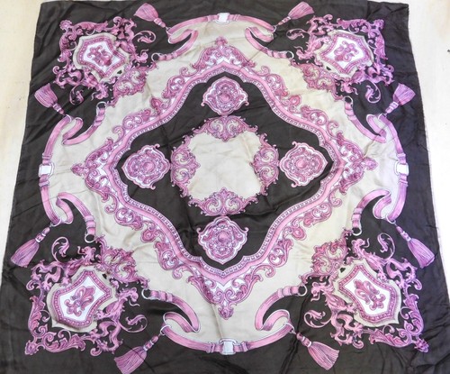 Foulard de soie épaisse signé Besco