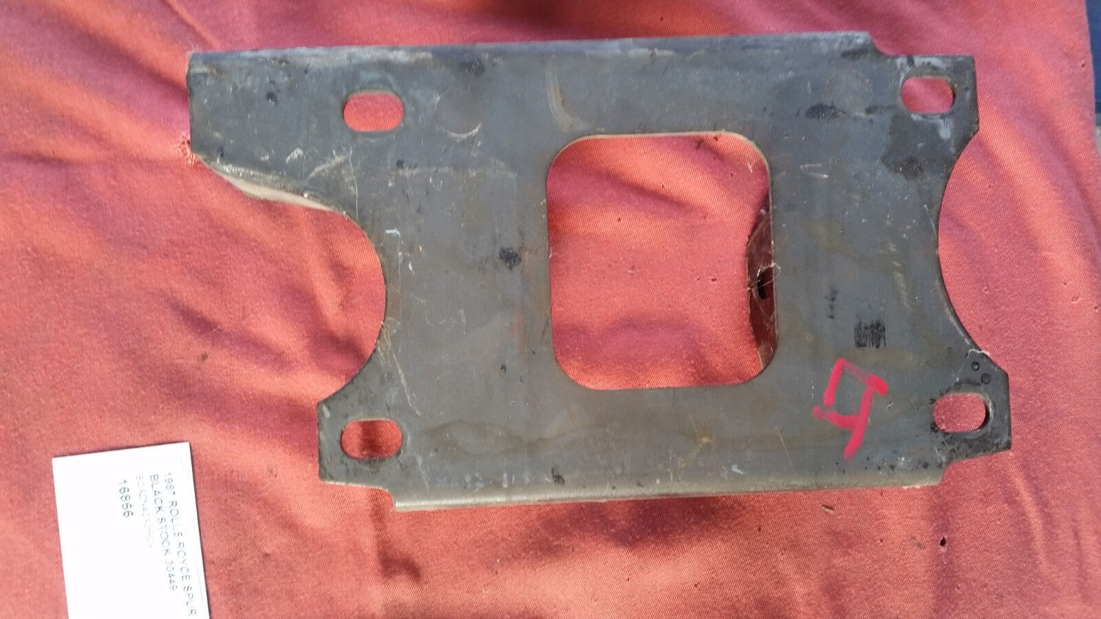 Rolls Royce Silver Spirit Spur Dawn REAR right cross member mounting braket